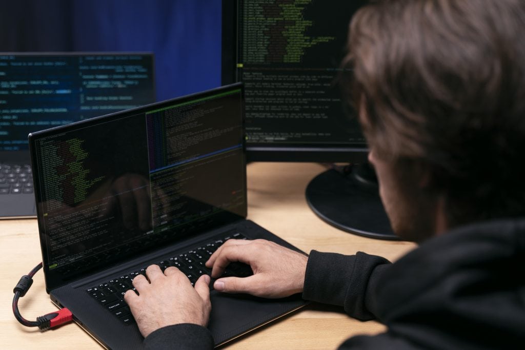 Attacco Informatico Cross Site Scripting